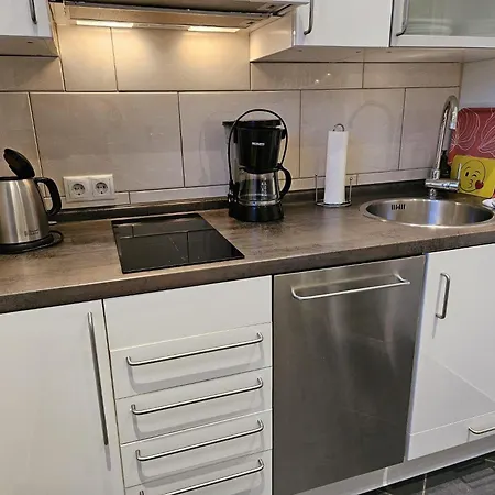 Parchenwohnung Strandallee Apartment